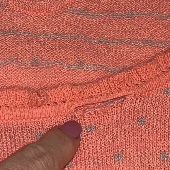 Free People PEACH WOOL Sweater Puff Sleeves Scoop Fringe Neck Gray Dots Keyhole - Picture 4 of 12